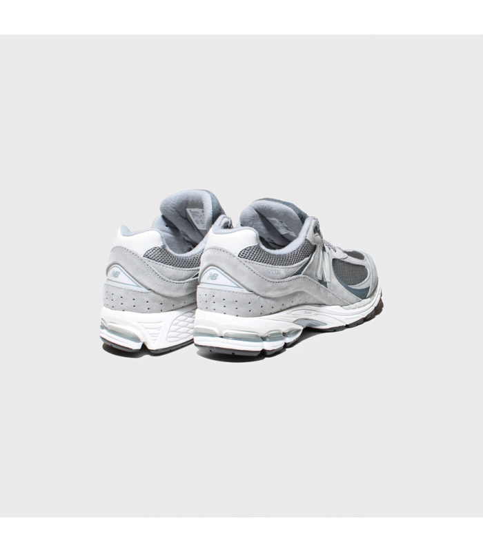 NB 2002 R