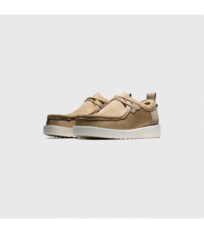 CLARKS WALLABEE 