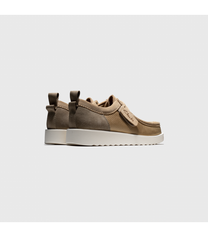 CLARKS WALLABEE 