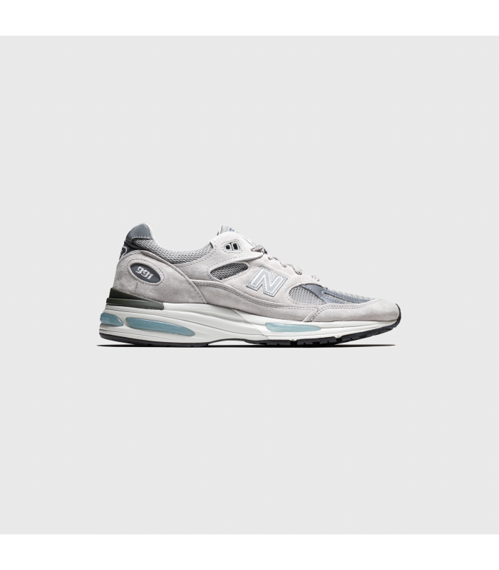 NB 991 MADE IN UK 