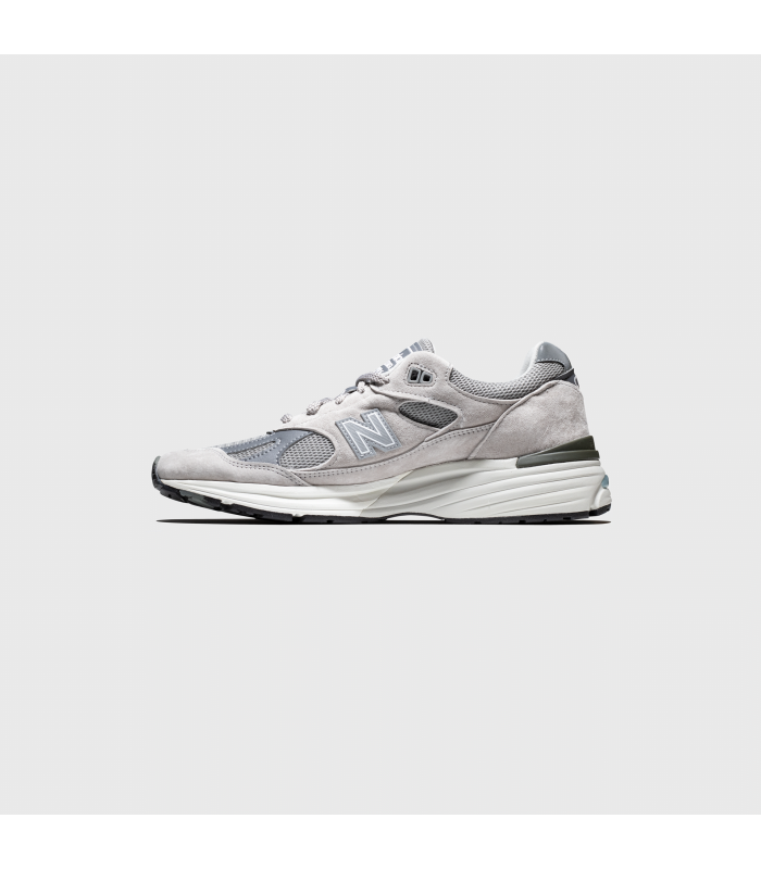 NB 991 MADE IN UK 