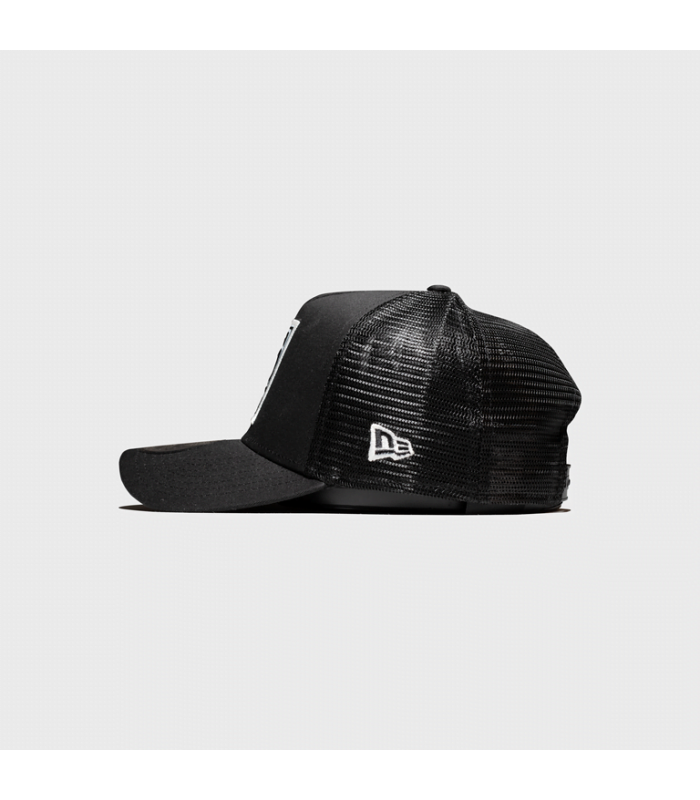 NEW ERA ESSENTIAL 9FORTY E-FRAME TRUCKER