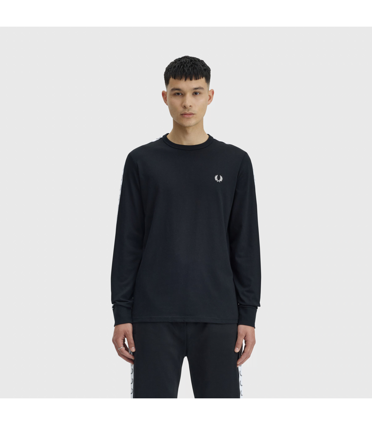 FRED PERRY TAPED LONG SLEEVE T-SHIRT