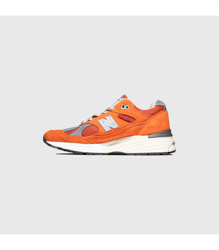 NB W 991 MADE IN UK
