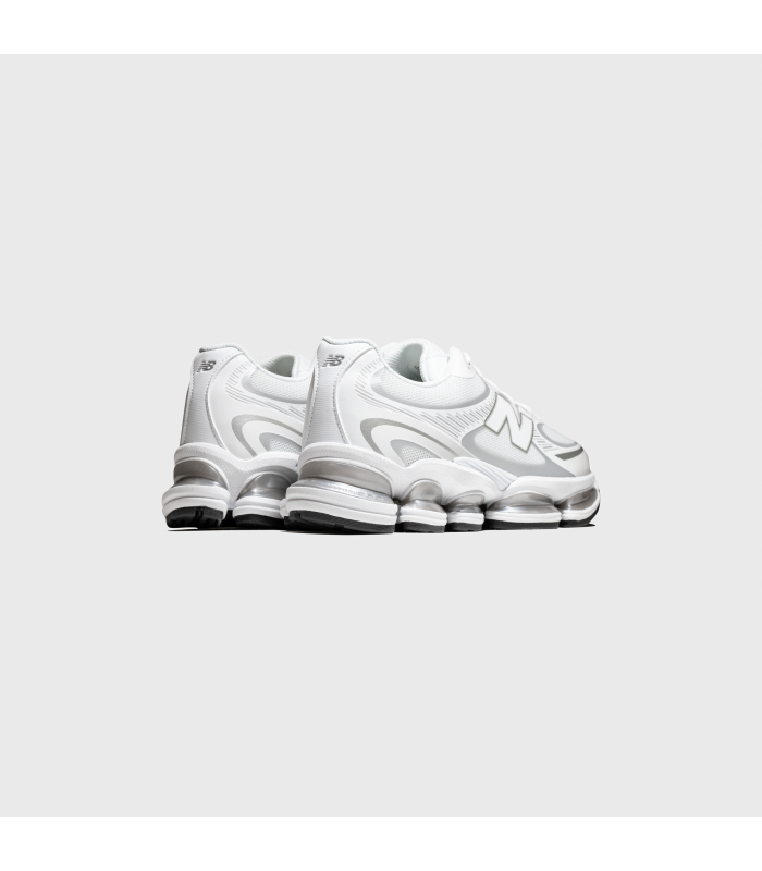 NB 2000 