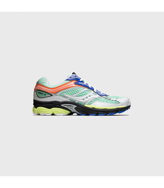 SAUCONY PROGRID OMNI 9
