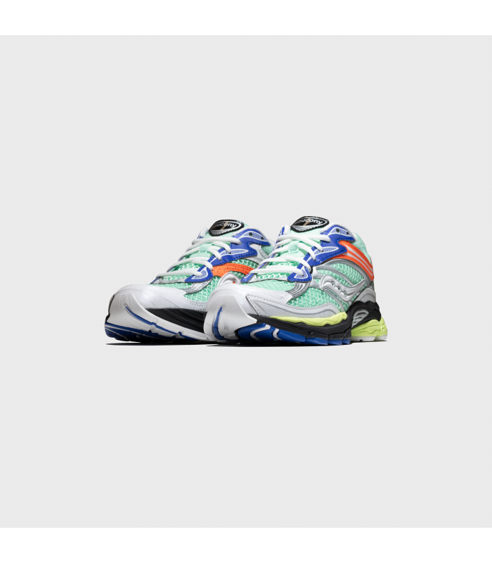 SAUCONY PROGRID OMNI 9