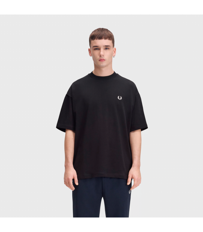 FRED PERRY OVERSIZED T-SHIRT