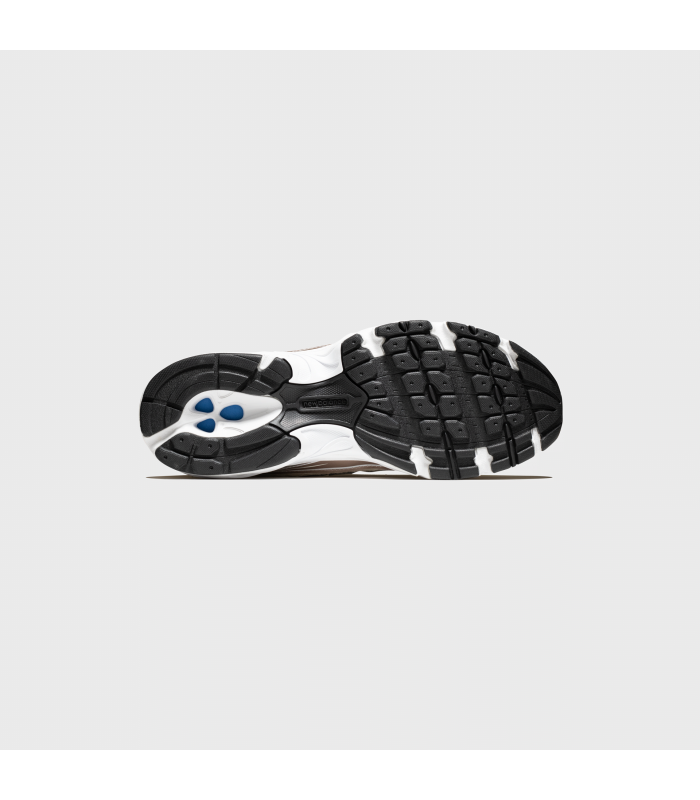 NB W 740